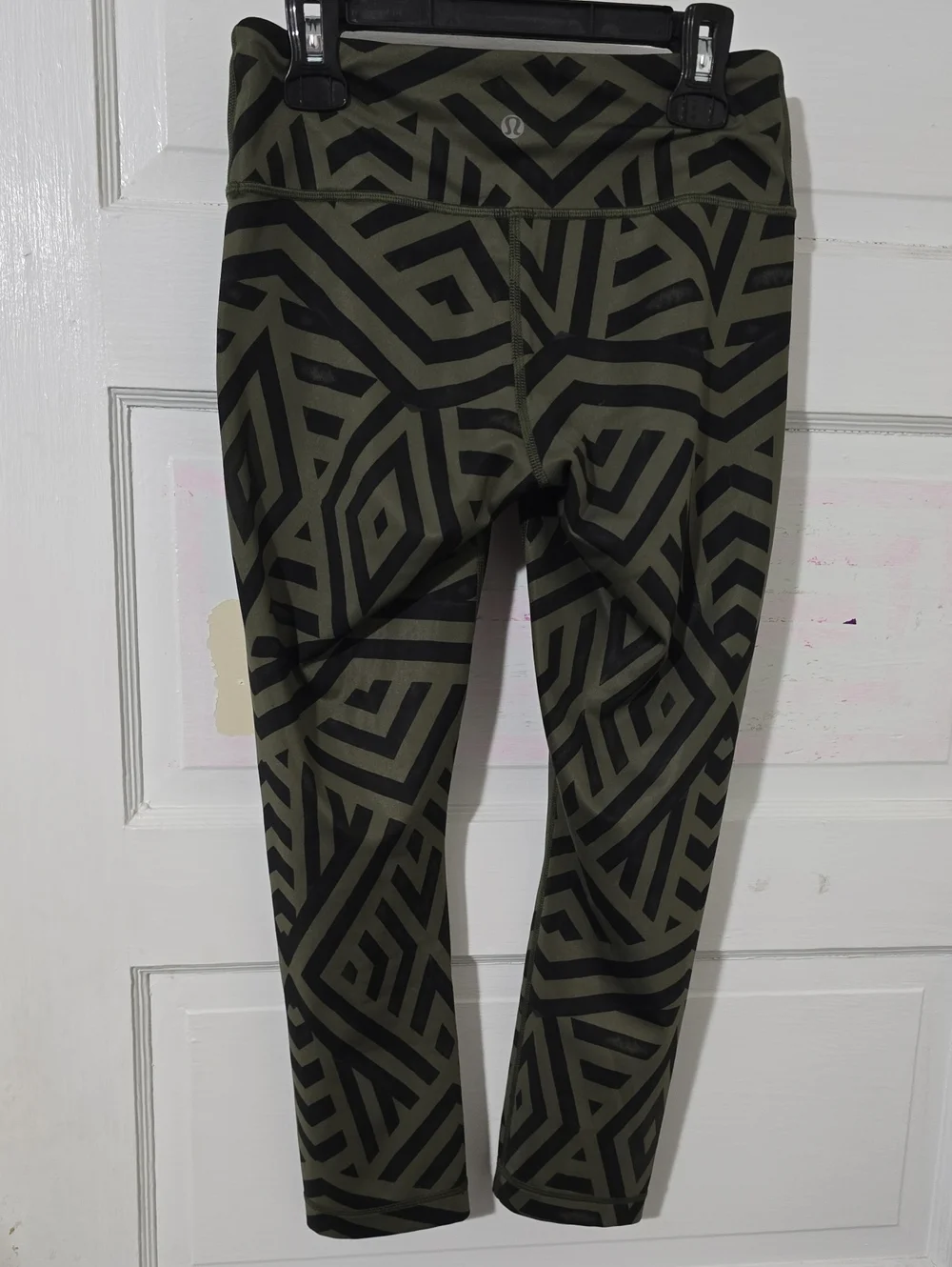 lululemon athletica silhouette waistline slim